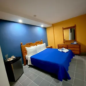  Hotel Renovacion